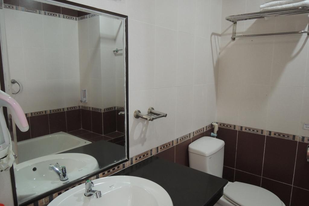 C30 Glory Hotel Nha Trang Room photo